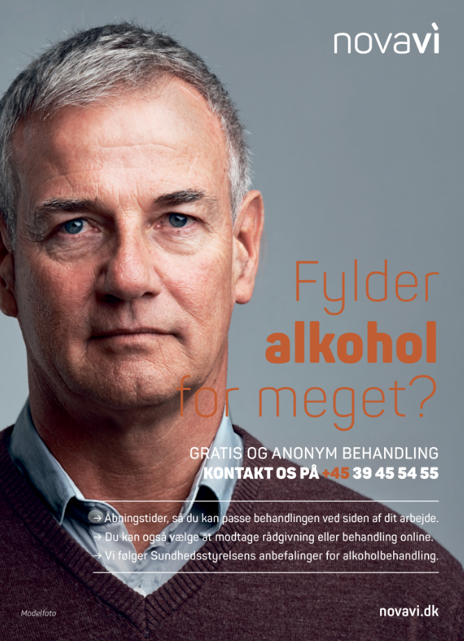 Mand med grå hår ser alvorlig ud, med teksten "Fylder alkohol for meget?" og kontaktinformation for behandling.
