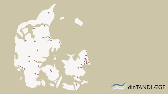 Kort over Danmark med tandlægepraksisser markeret. Logoet for dinTANDLÆGE i nederste højre hjørne.
