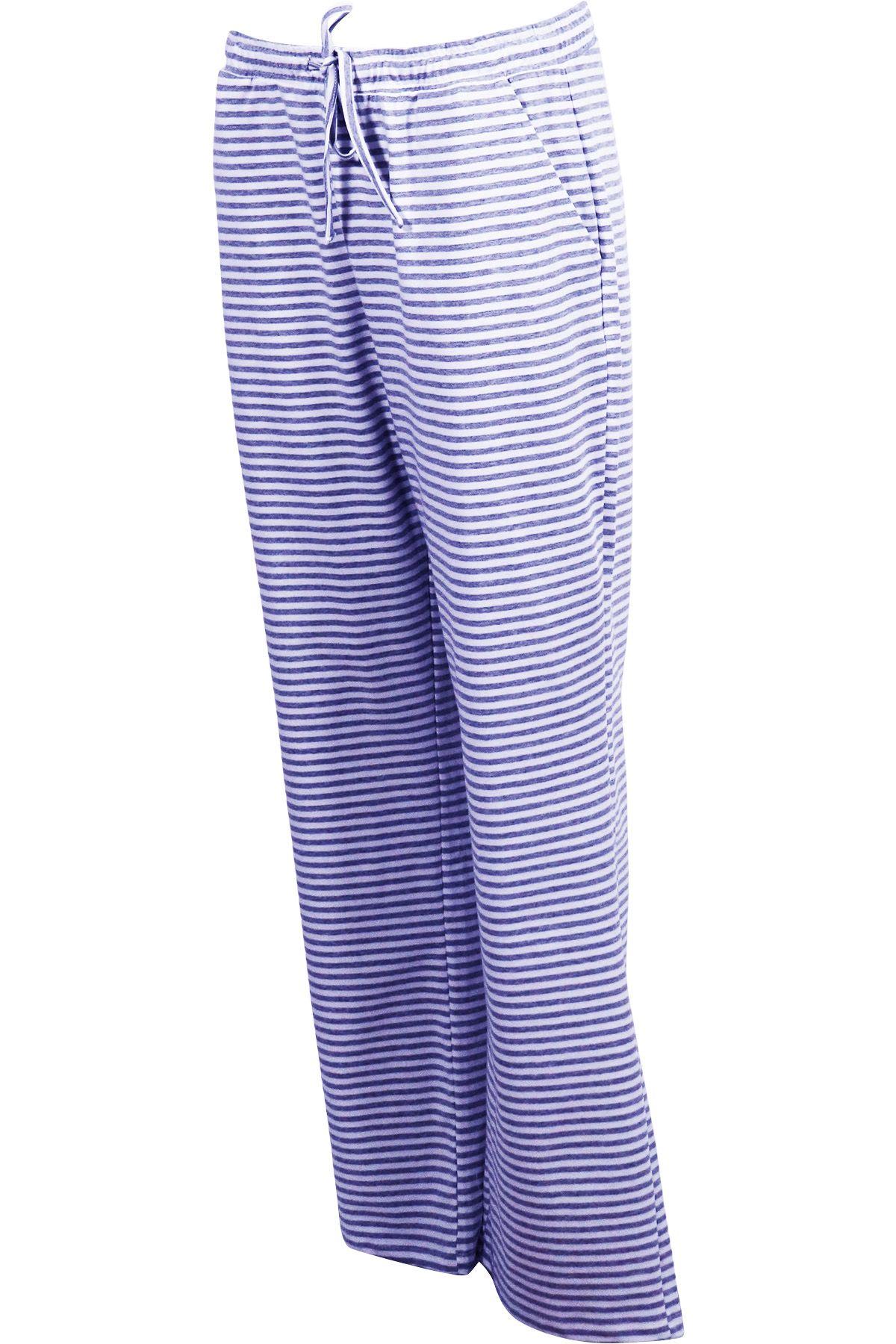 Lilla og hvidstribet pyjamasbukser med lommer og snøre i taljen.