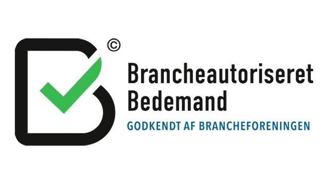 Brancheautoriseret Bedemand logo med en grøn flueben og teksten "Godkendt af brancheforeningen".