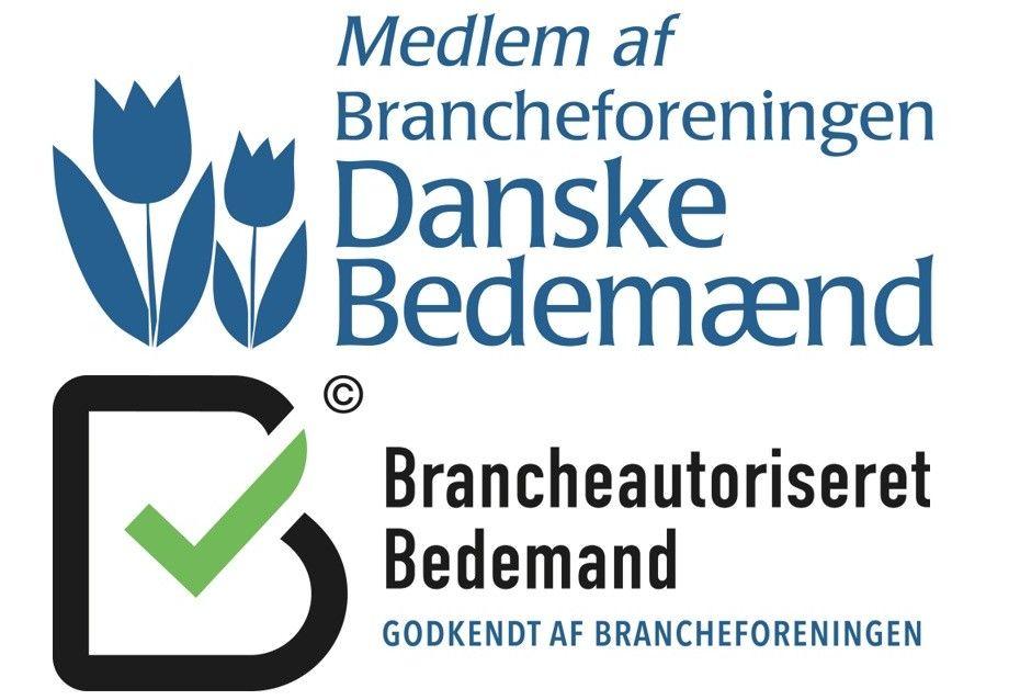 Medlem af Brancheforeningen Danske Bedemænd med logo og godkendelse for brancheautoriseret bedemand.
