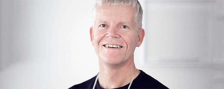 Tandlæge Peter Lund